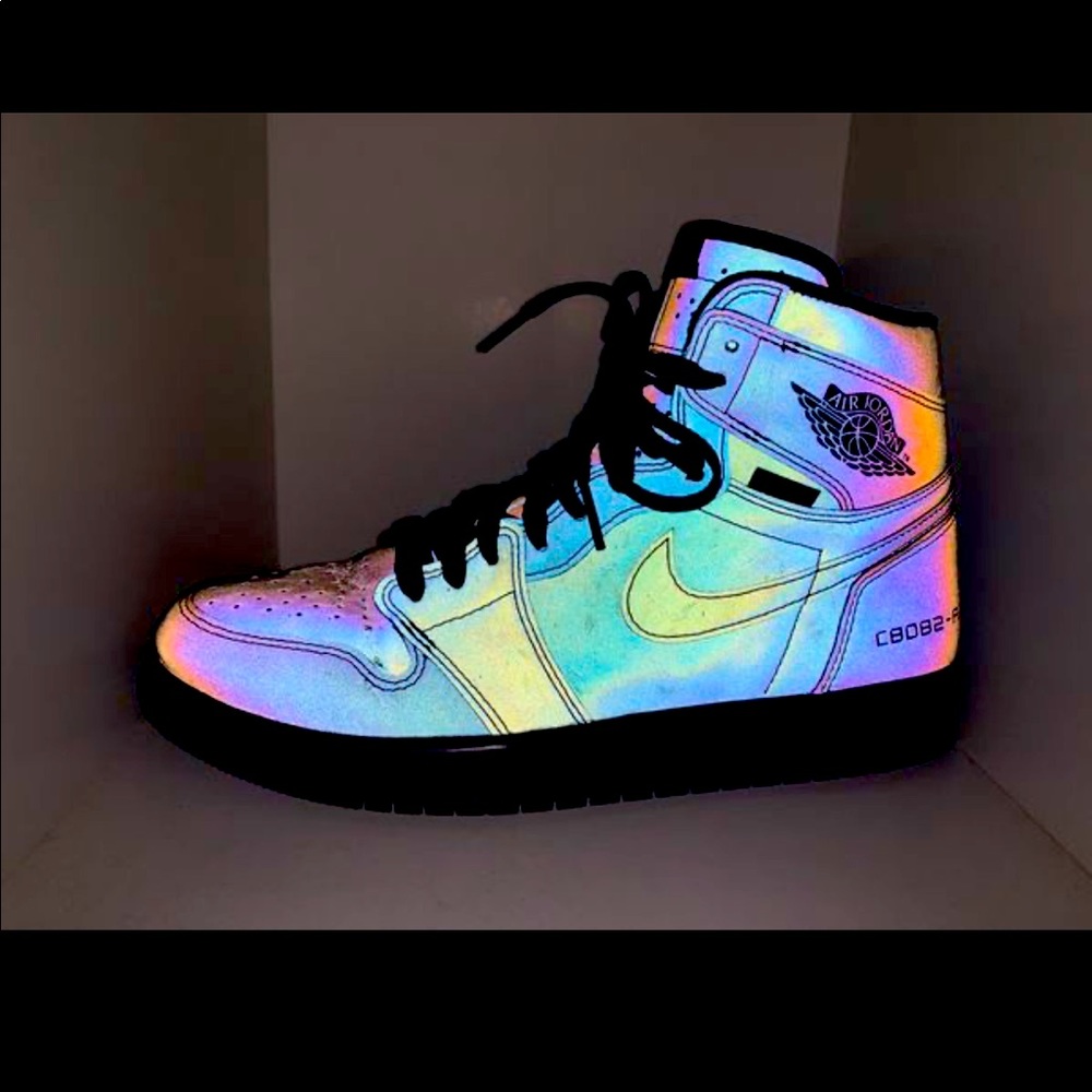 Jordan 1 limited edition fearless Zoom